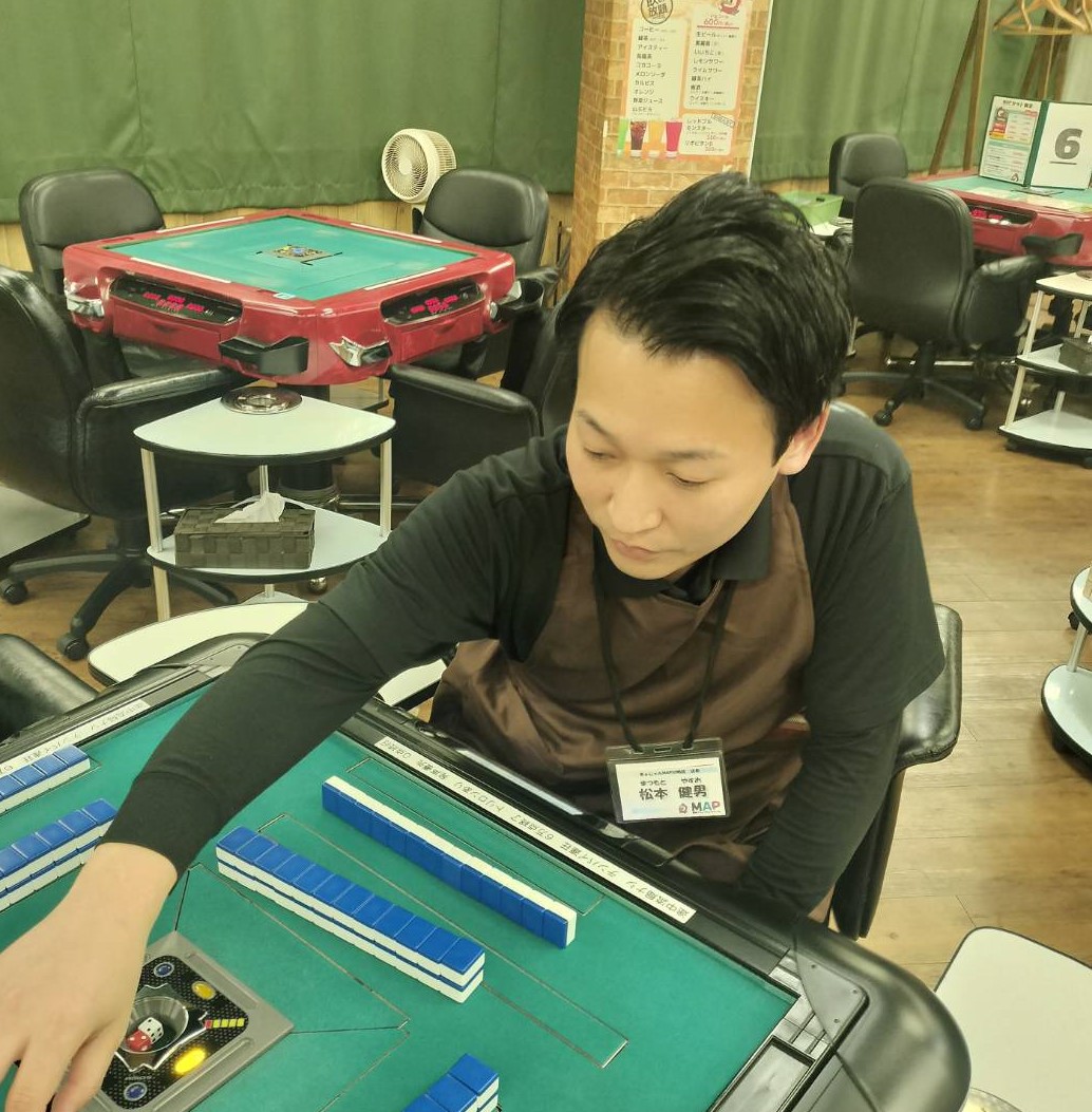 4麻店店長　松本健男