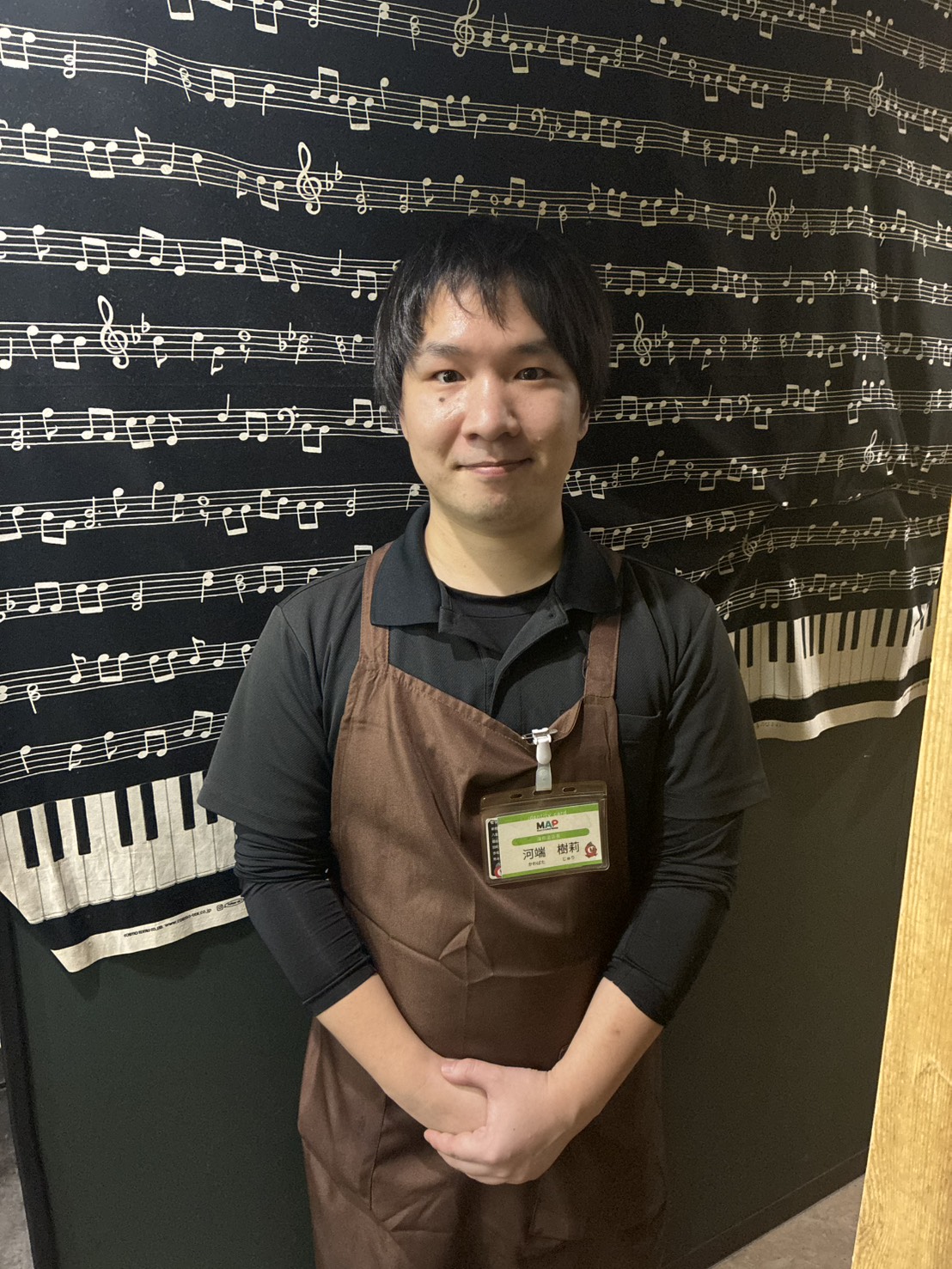 店長 河端 樹莉